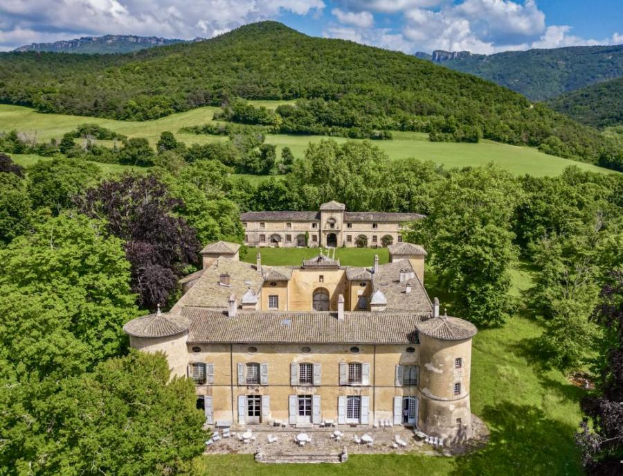 Guide Launches for Buyers of French Castles as Historic Estate Hits Market